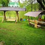 House Menchul * Mala Uhol'ka