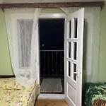 House Menchul * Mala Uhol'ka