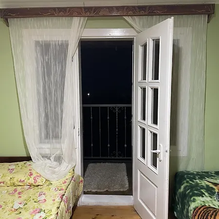 House Menchul * Mala Uhol'ka